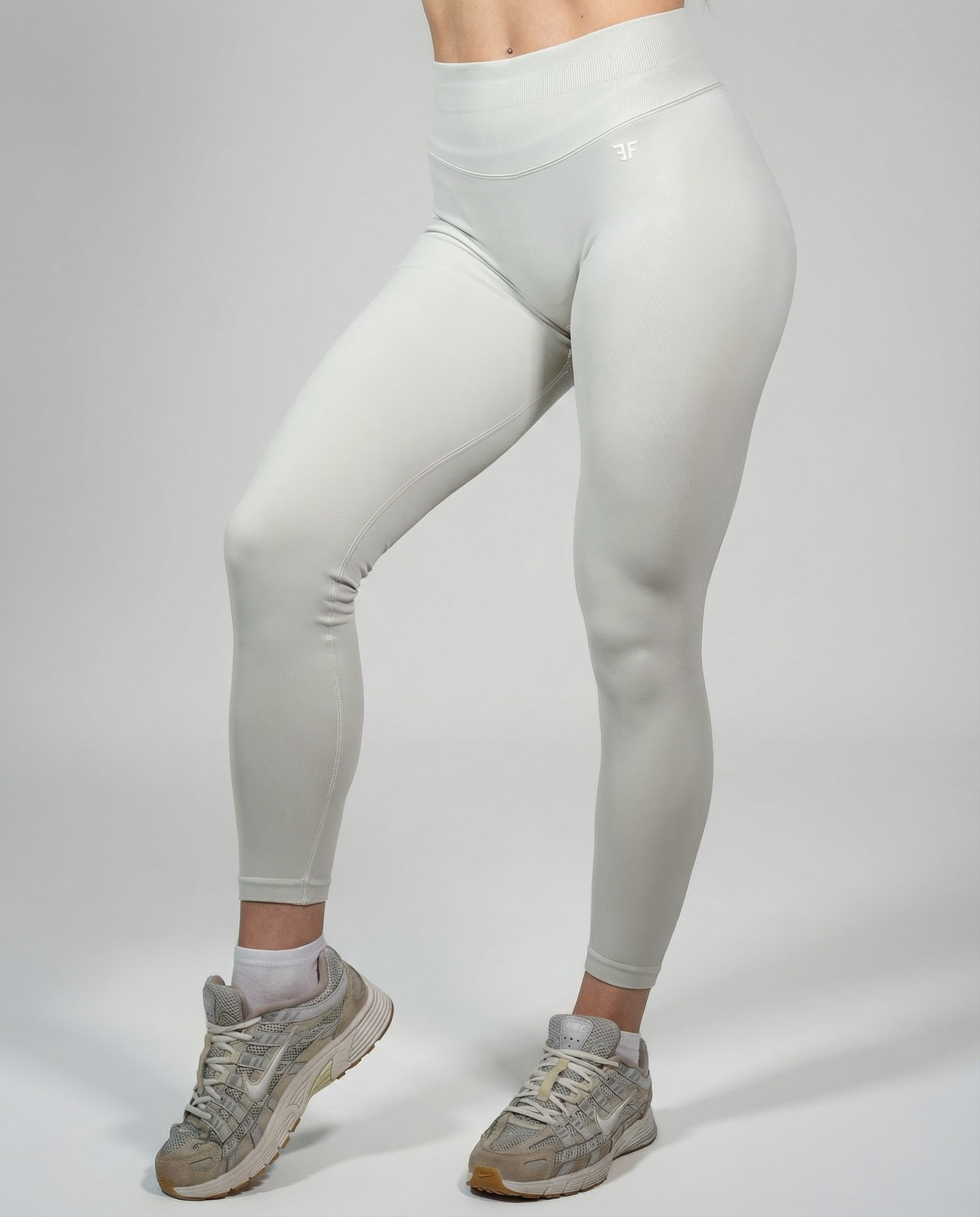 SOLARA | SANDSTONE LEGGINSY